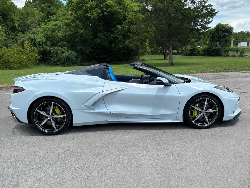 2022 Chevrolet Corvette C8 - Image 7 of 31
