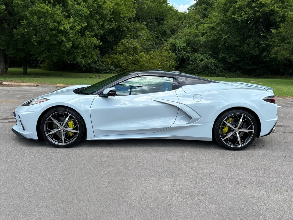 2022 Chevrolet Corvette C8 - Image 13 of 31