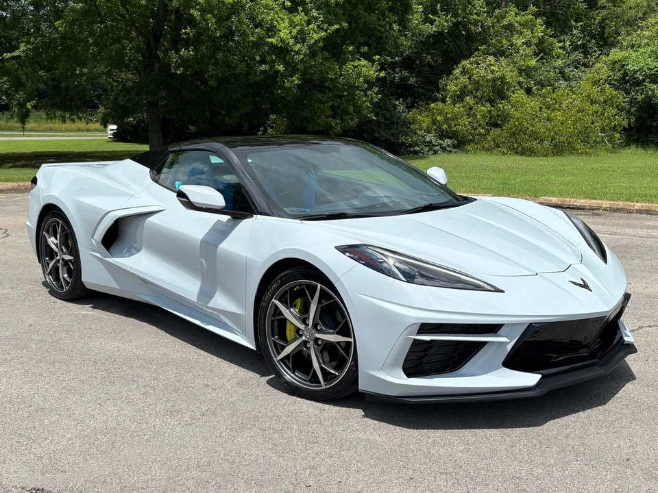2022 Chevrolet Corvette C8 - Image 15 of 31