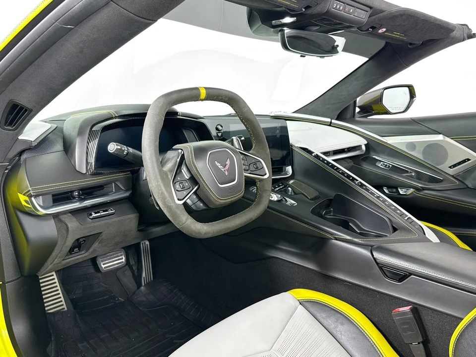 2022 Chevrolet Corvette C8 - Image 9 of 31