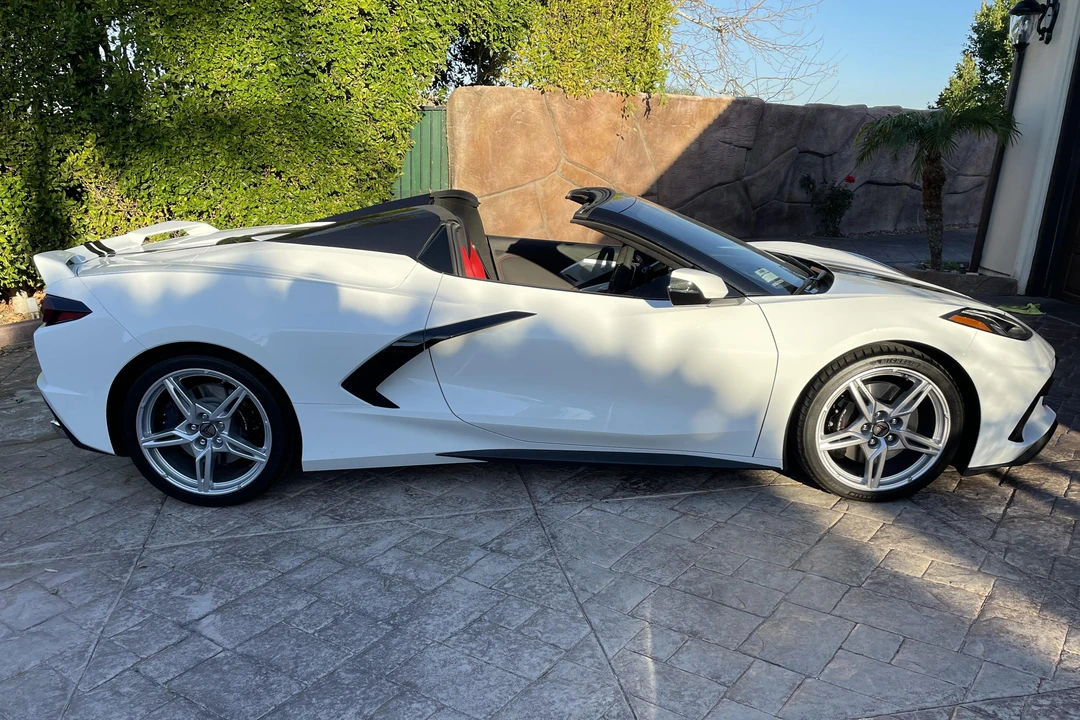 2022 Chevrolet Corvette C8 - Image 3 of 31