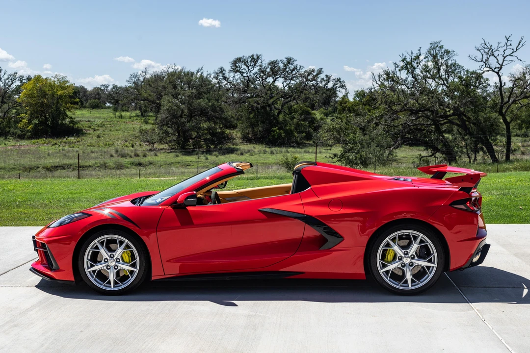 2022 Chevrolet Corvette C8 - Image 7 of 31