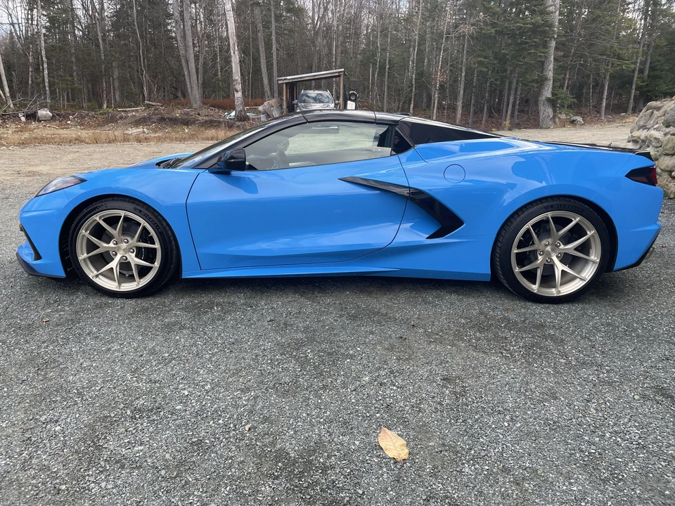 2022 Chevrolet Corvette C8 - Image 11 of 31