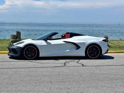 2022 Chevrolet Corvette Stingray Convertible 2D