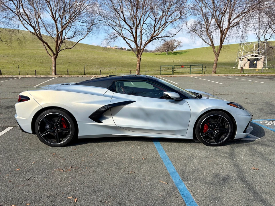 2022 Chevrolet Corvette C8 - Image 14 of 31
