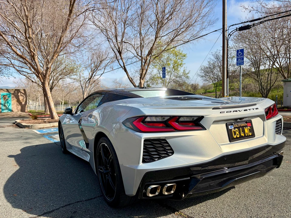 2022 Chevrolet Corvette C8 - Image 11 of 31