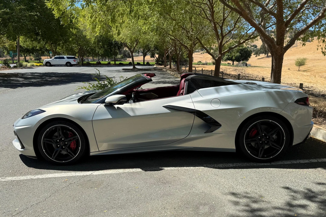 2022 Chevrolet Corvette C8 - Image 3 of 31