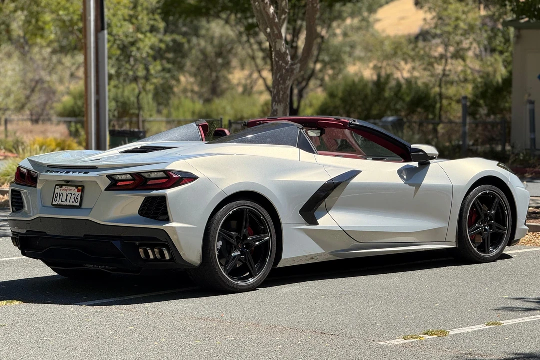 2022 Chevrolet Corvette C8 - Image 4 of 31