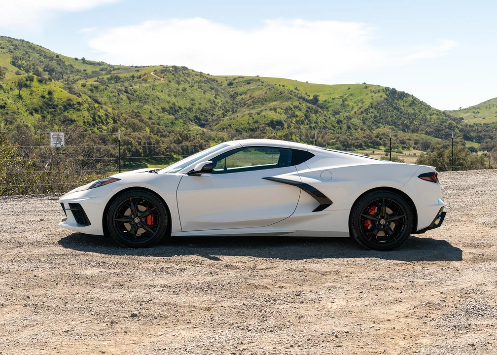 2022 Chevrolet Corvette C8 - Image 17 of 31