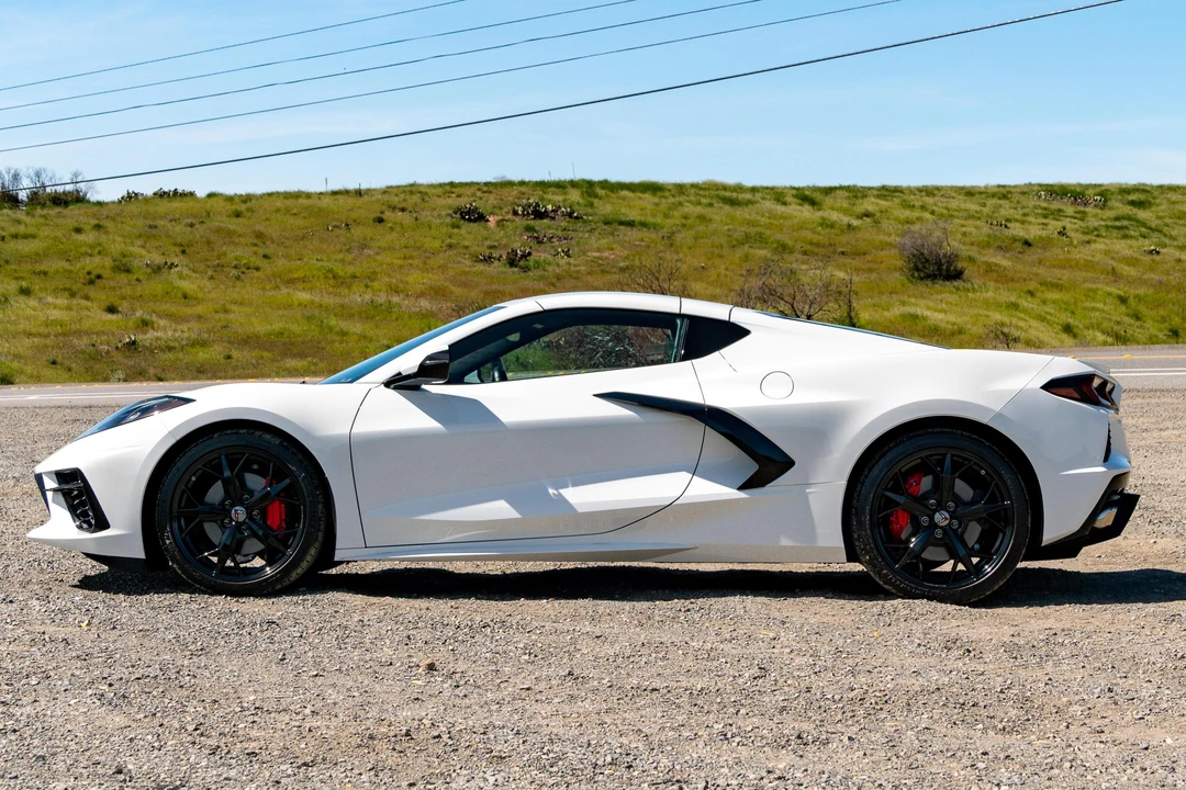 2022 Chevrolet Corvette C8 - Image 3 of 31