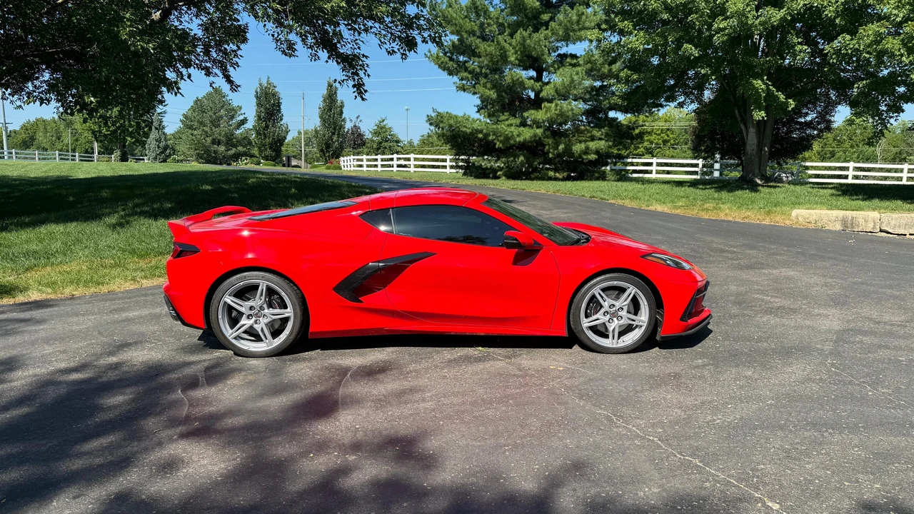 2022 Chevrolet Corvette C8 - Image 12 of 31