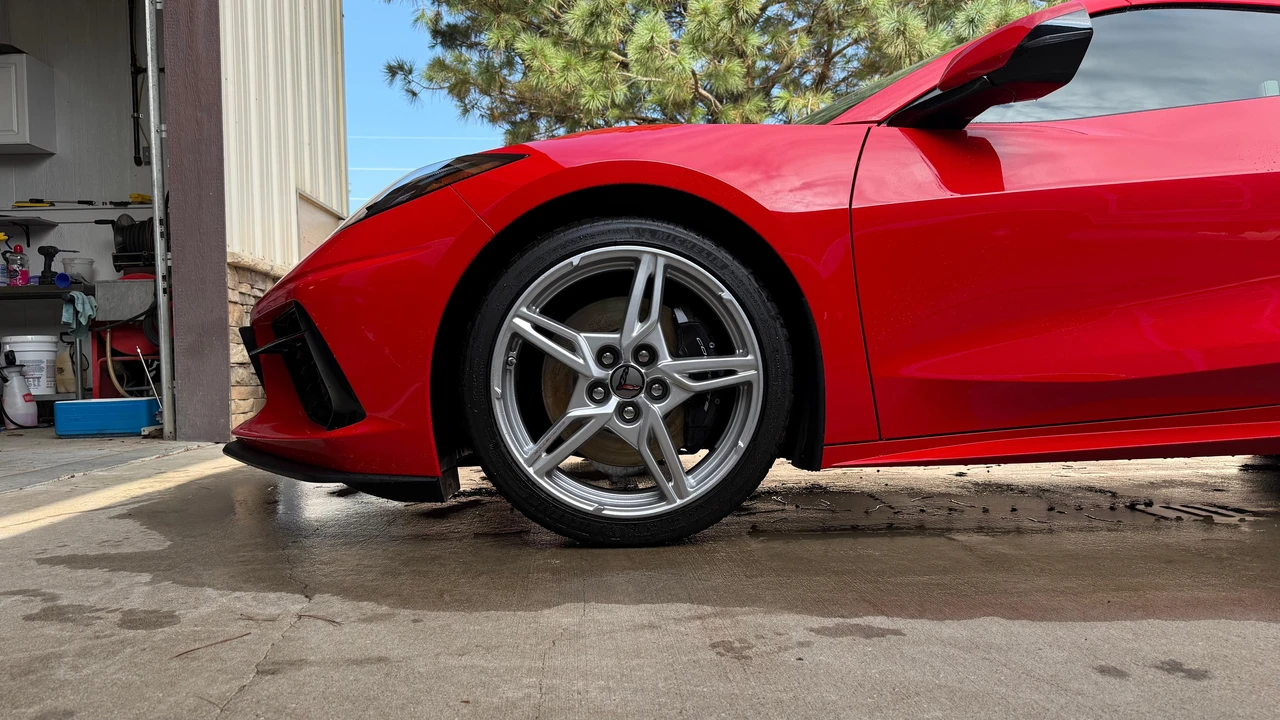2022 Chevrolet Corvette C8 - Image 15 of 31