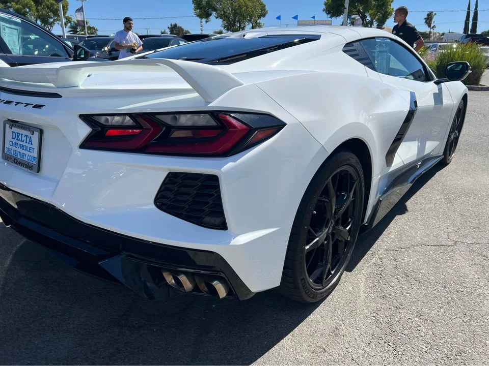 2022 Chevrolet Corvette C8 - Image 3 of 9
