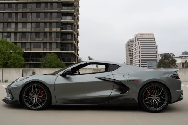 2022 Chevrolet Corvette C8 - Image 3 of 8