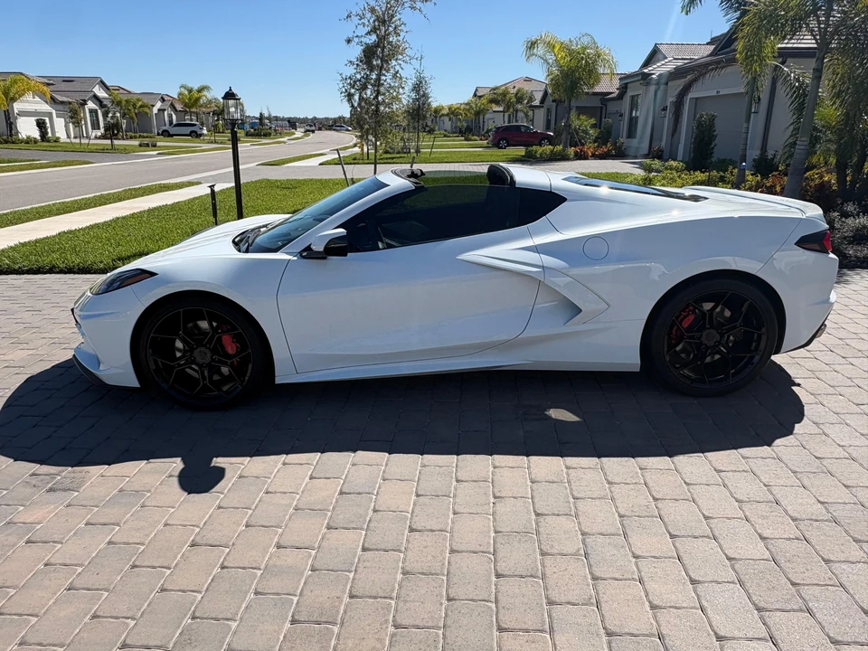 2022 Chevrolet Corvette C8 - Image 11 of 31
