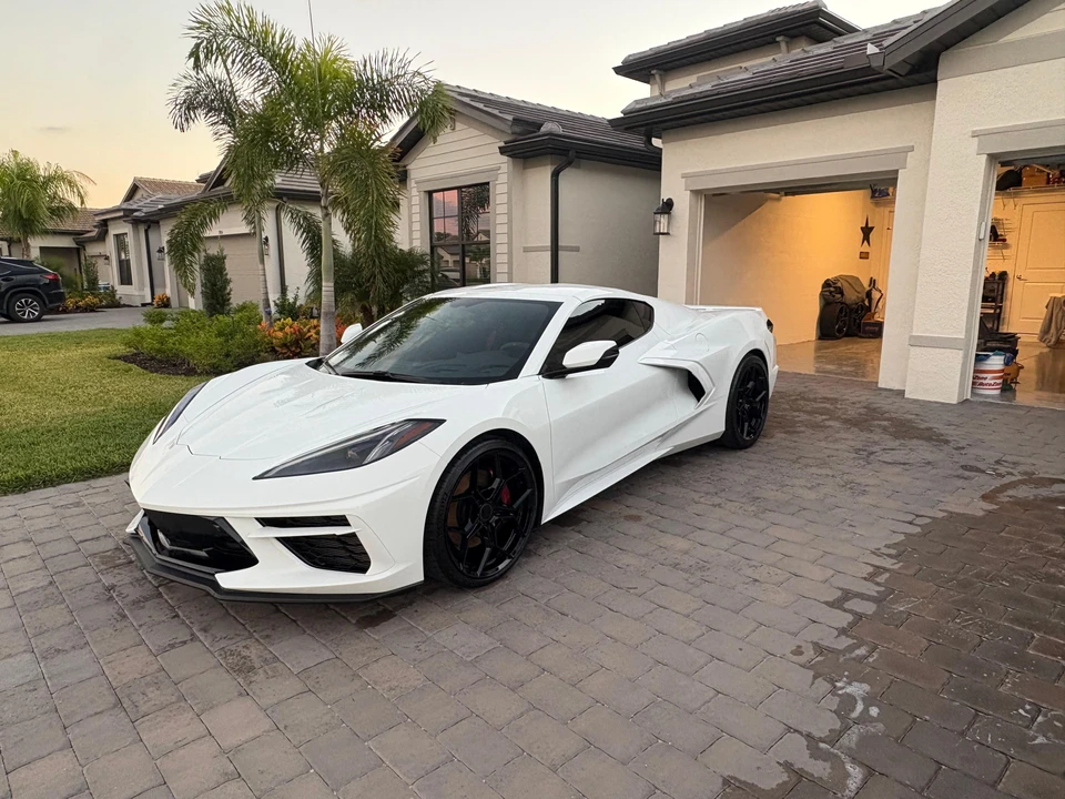2022 Chevrolet Corvette C8 - Image 17 of 31