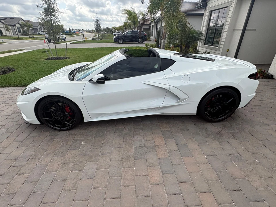 2022 Chevrolet Corvette C8 - Image 8 of 31