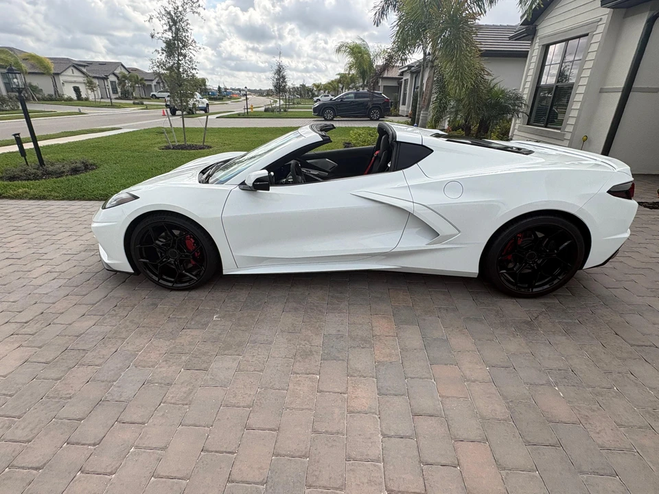 2022 Chevrolet Corvette C8 - Image 9 of 31
