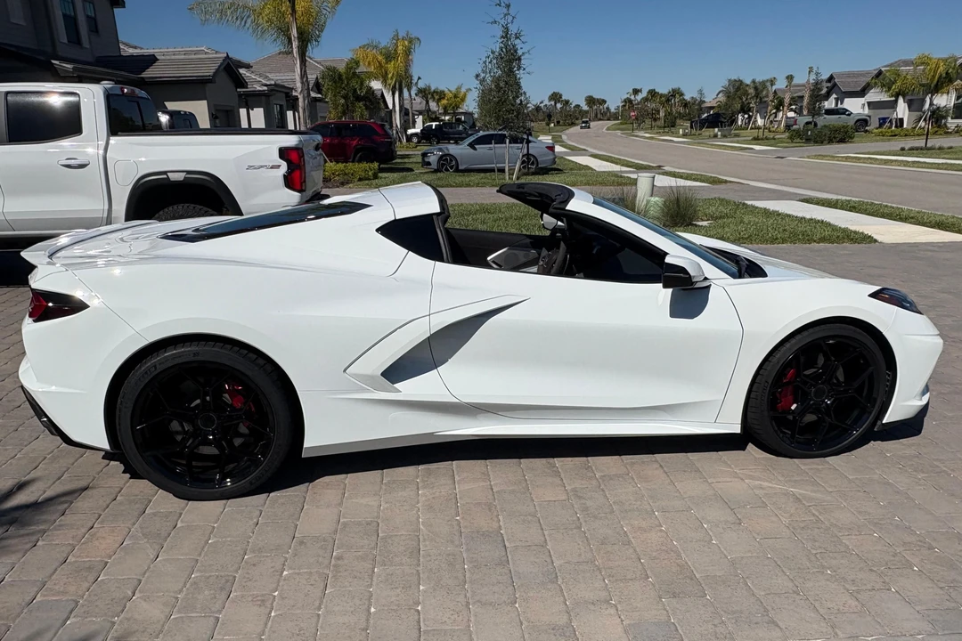 2022 Chevrolet Corvette C8 - Image 3 of 31