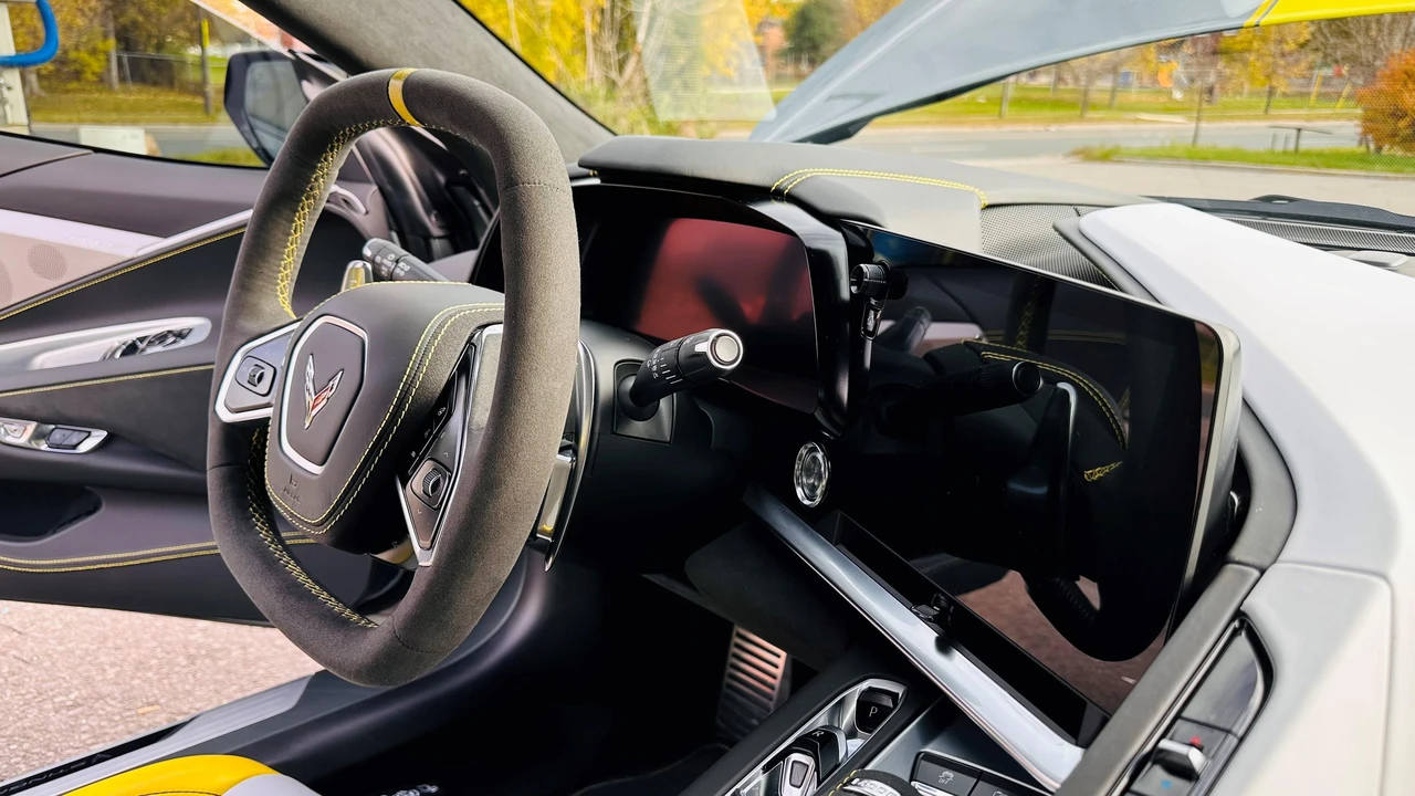 2022 Chevrolet Corvette C8 - Image 30 of 31