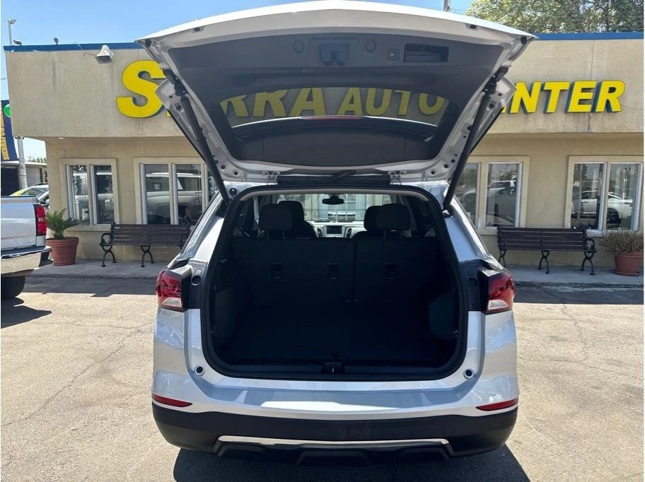 2022 Chevrolet Equinox - Image 13 of 20