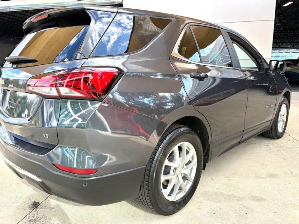 2022 Chevrolet Equinox - Image 15 of 31