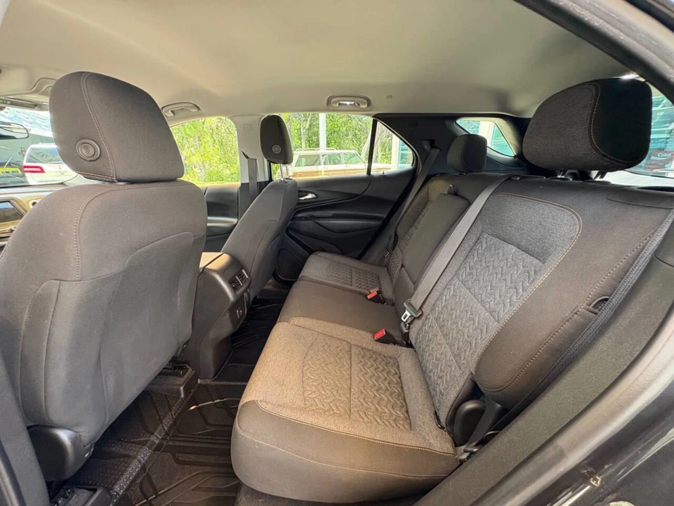 2022 Chevrolet Equinox - Image 27 of 31