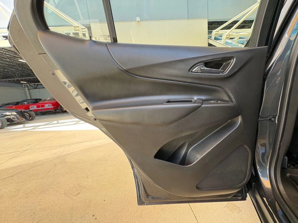 2022 Chevrolet Equinox - Image 26 of 31