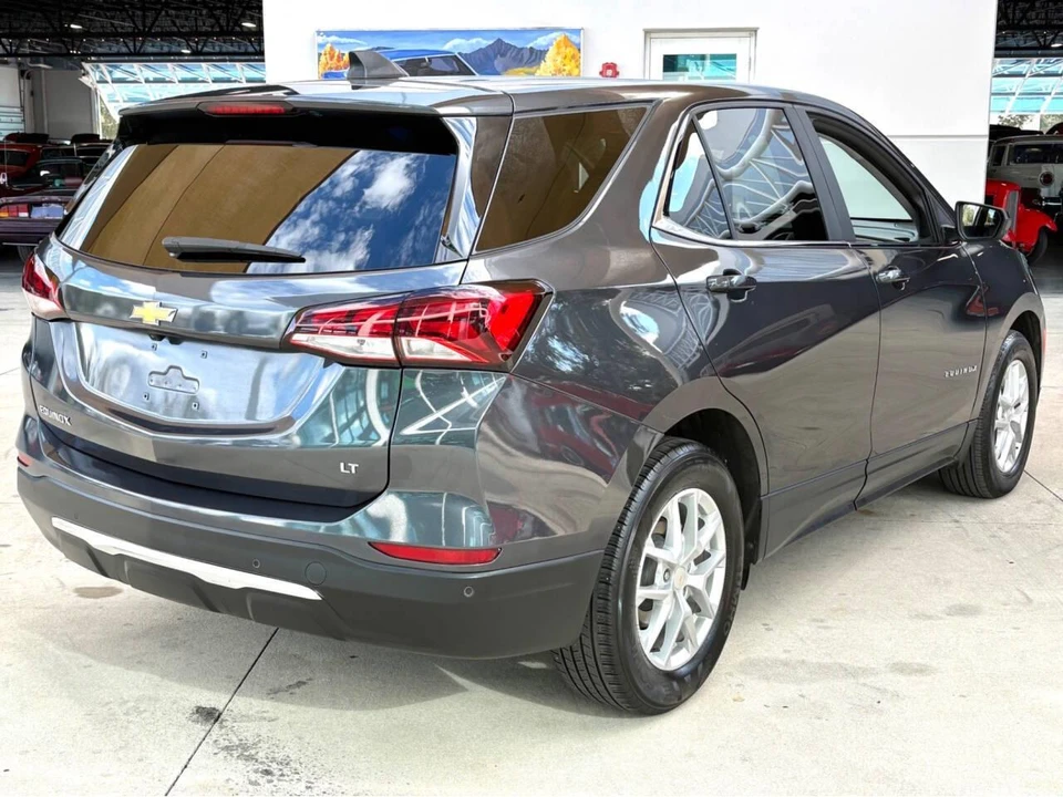 2022 Chevrolet Equinox - Image 6 of 31