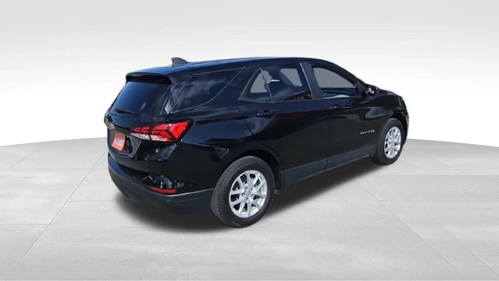 2022 Chevrolet Equinox - Image 8 of 12
