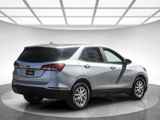 2022 Chevrolet Equinox - Image 4 of 21