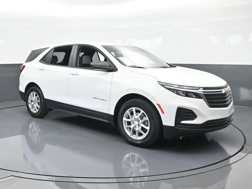 2022 Chevrolet Equinox - Image 8 of 12