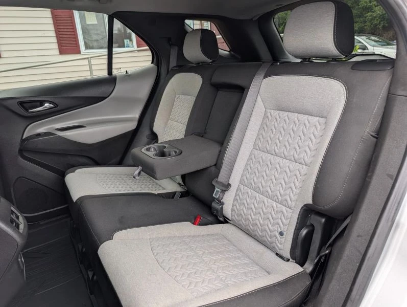 2022 Chevrolet Equinox - Image 10 of 12
