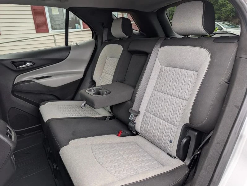 2022 Chevrolet Equinox - Image 10 of 12