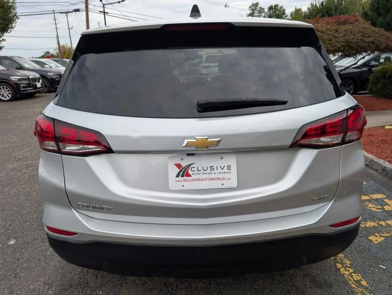 2022 Chevrolet Equinox - Image 6 of 12