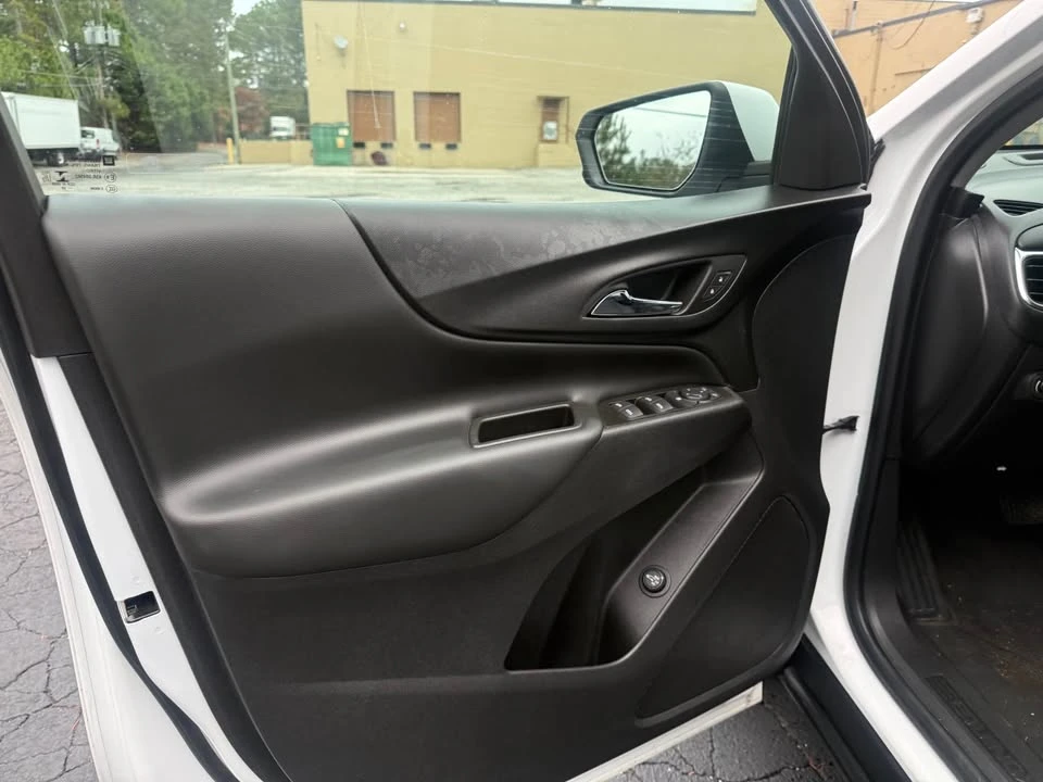 2022 Chevrolet Equinox - Image 8 of 15