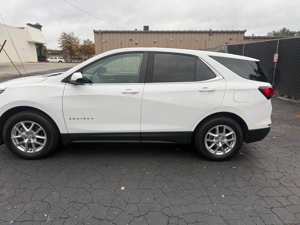 2022 Chevrolet Equinox - Image 5 of 15