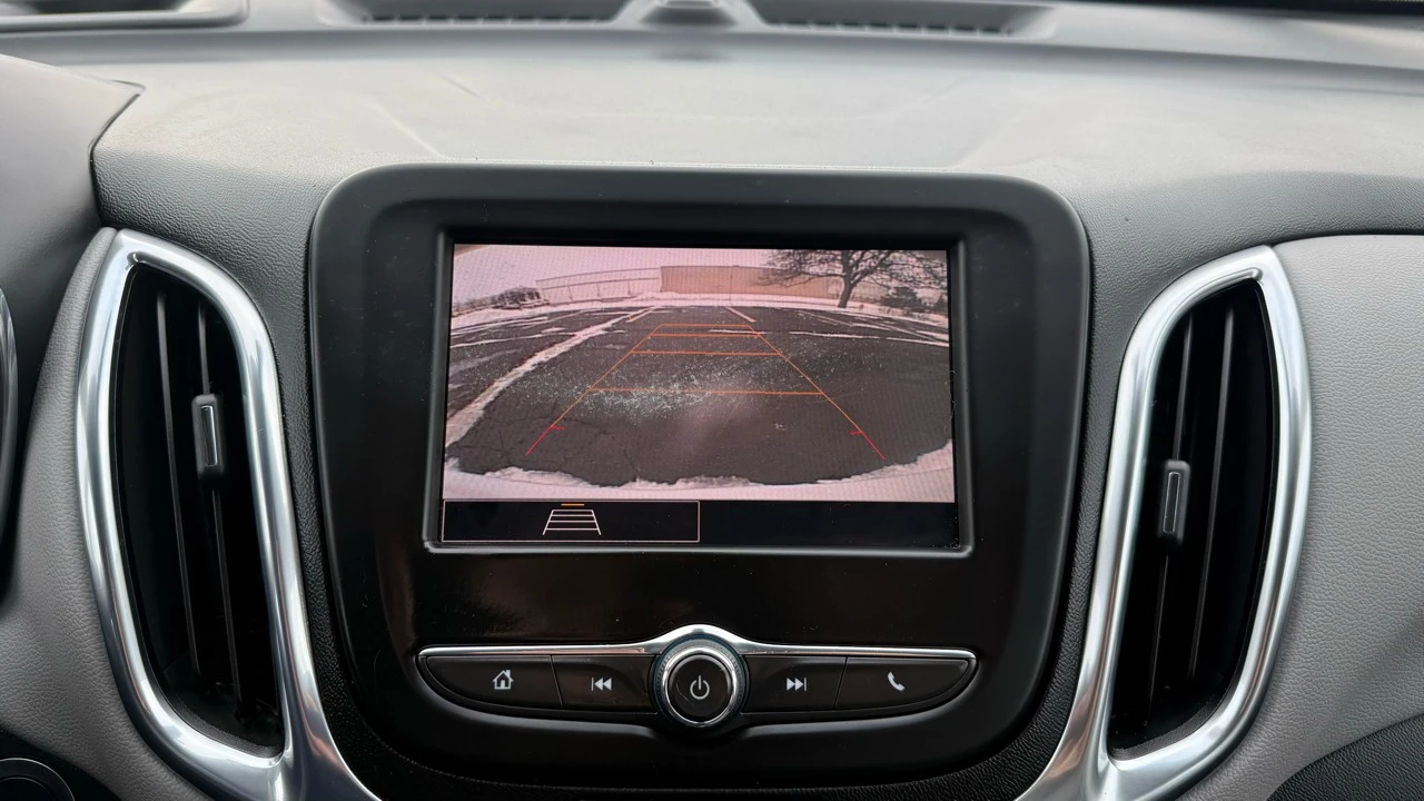 2022 Chevrolet Equinox - Image 18 of 21