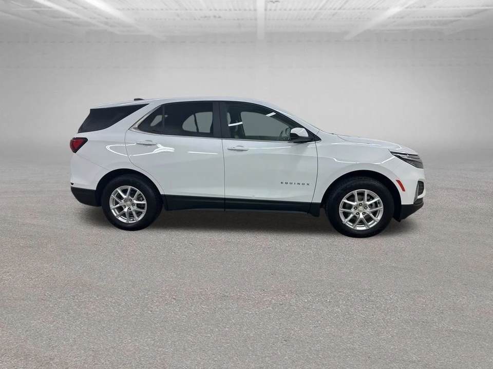 2022 Chevrolet Equinox - Image 9 of 12