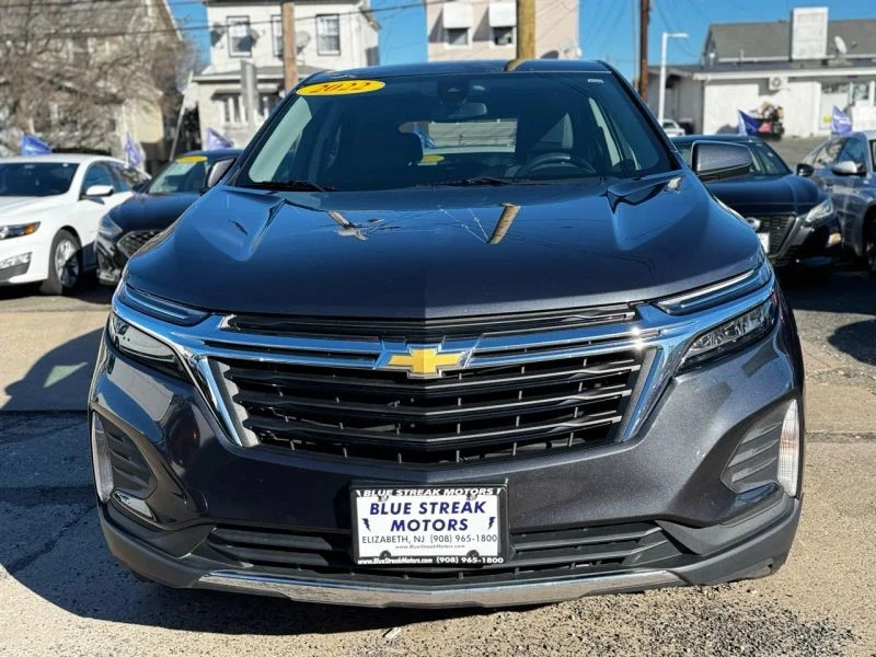 2022 Chevrolet Equinox - Image 2 of 12
