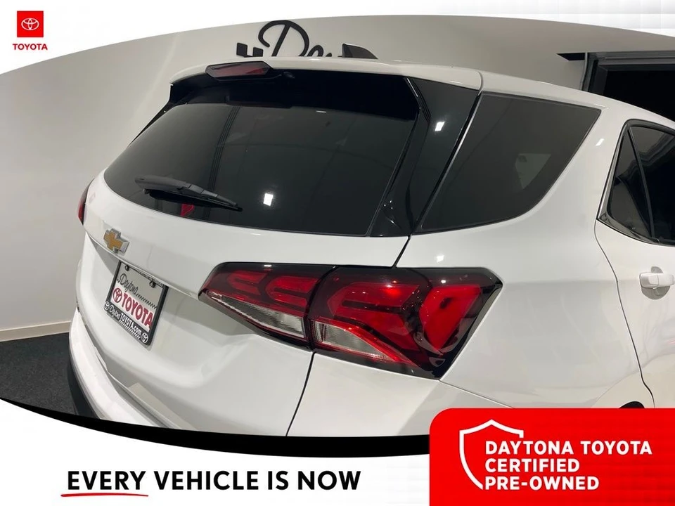 2022 Chevrolet Equinox - Image 10 of 12