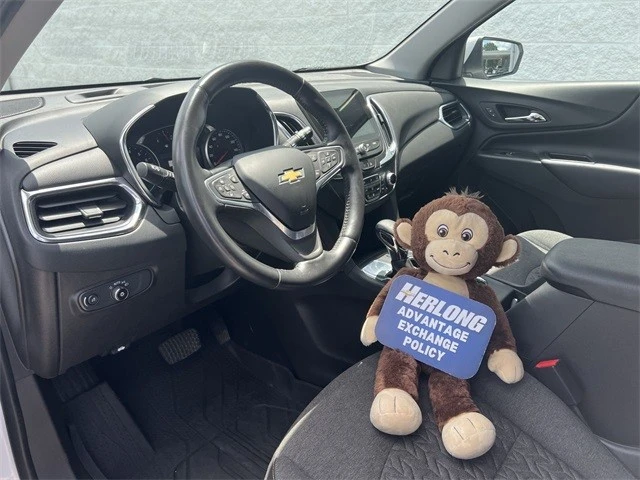2022 Chevrolet Equinox - Image 10 of 12
