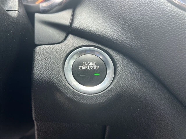 2022 Chevrolet Equinox - Image 17 of 21