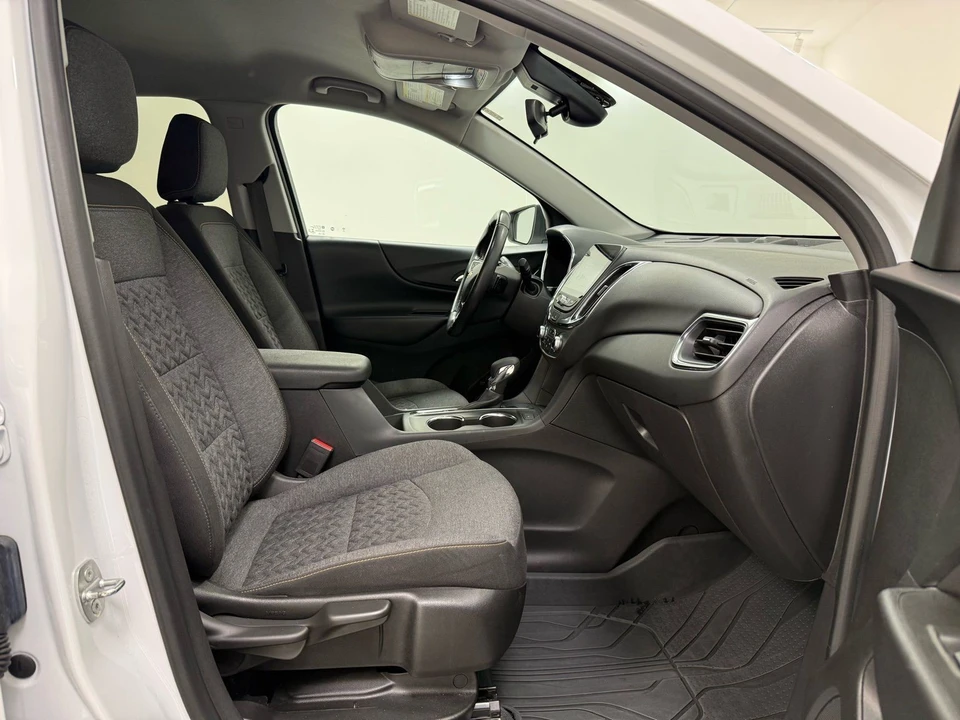 2022 Chevrolet Equinox - Image 20 of 21