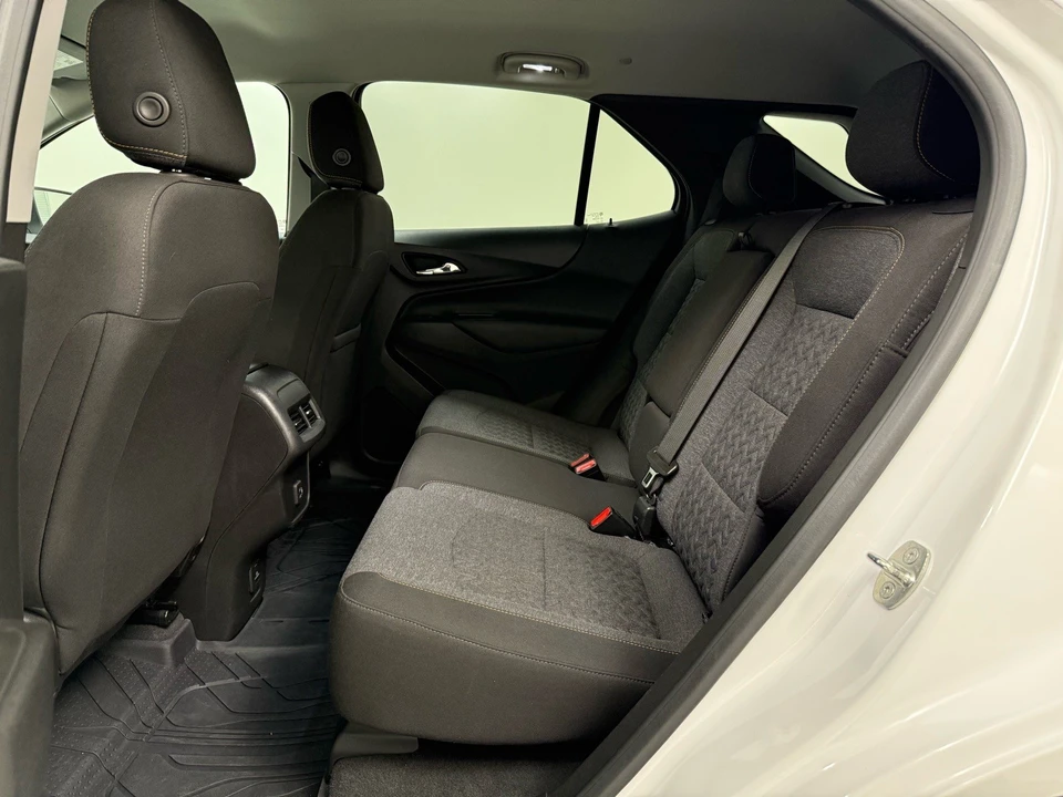 2022 Chevrolet Equinox - Image 15 of 21