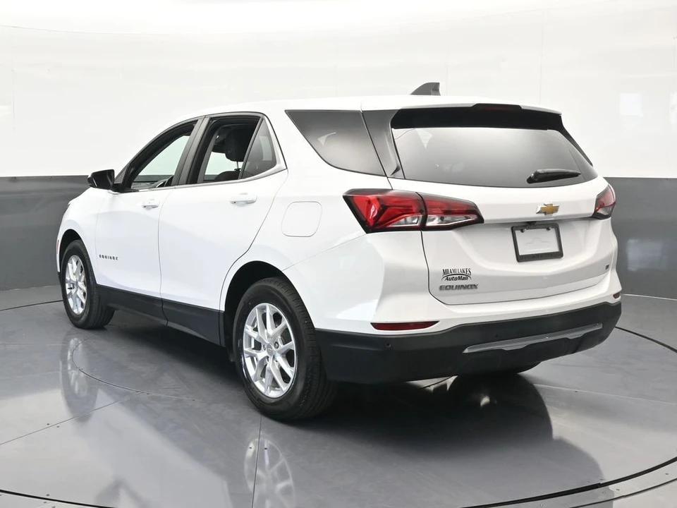 2022 Chevrolet Equinox - Image 4 of 12