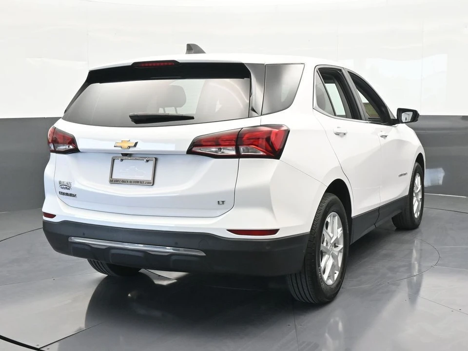 2022 Chevrolet Equinox - Image 5 of 12