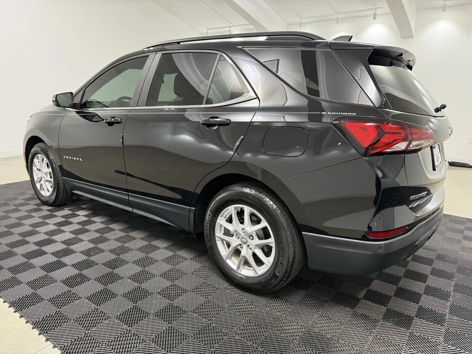 2022 Chevrolet Equinox - Image 4 of 21