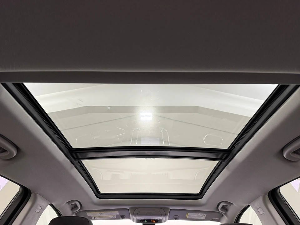 2022 Chevrolet Equinox - Image 14 of 21