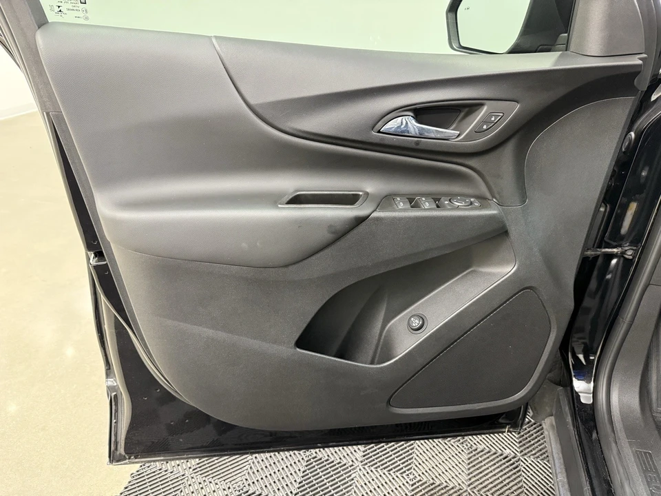 2022 Chevrolet Equinox - Image 8 of 21
